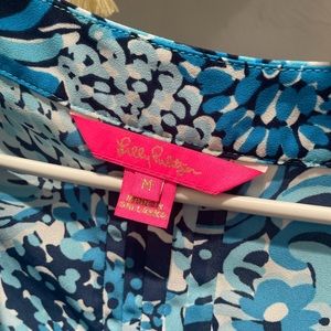 Like new Lilly top used once!